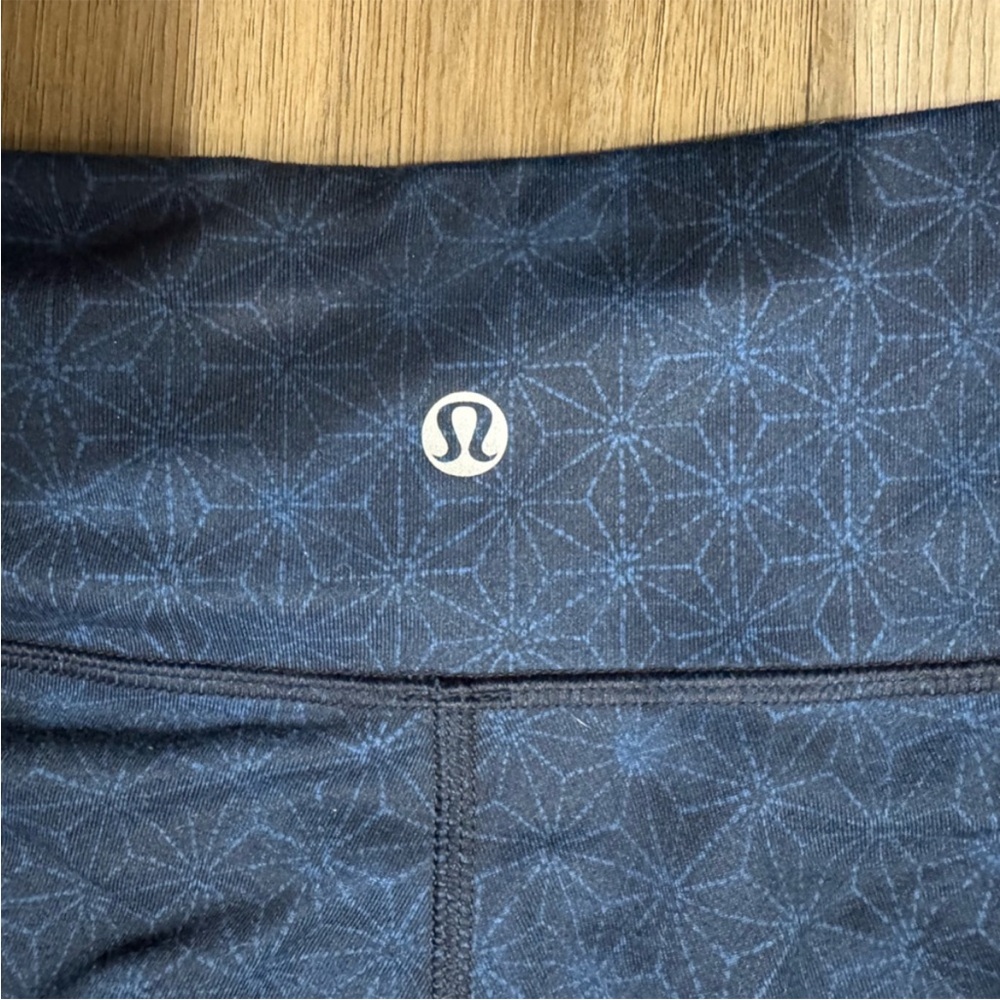 Lululemon Wunder Under Crop II Full-On Luon Exploded Sashico Inkwell Rugged Blue - Picture 6 of 13